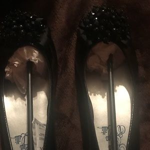 Patent leather flats